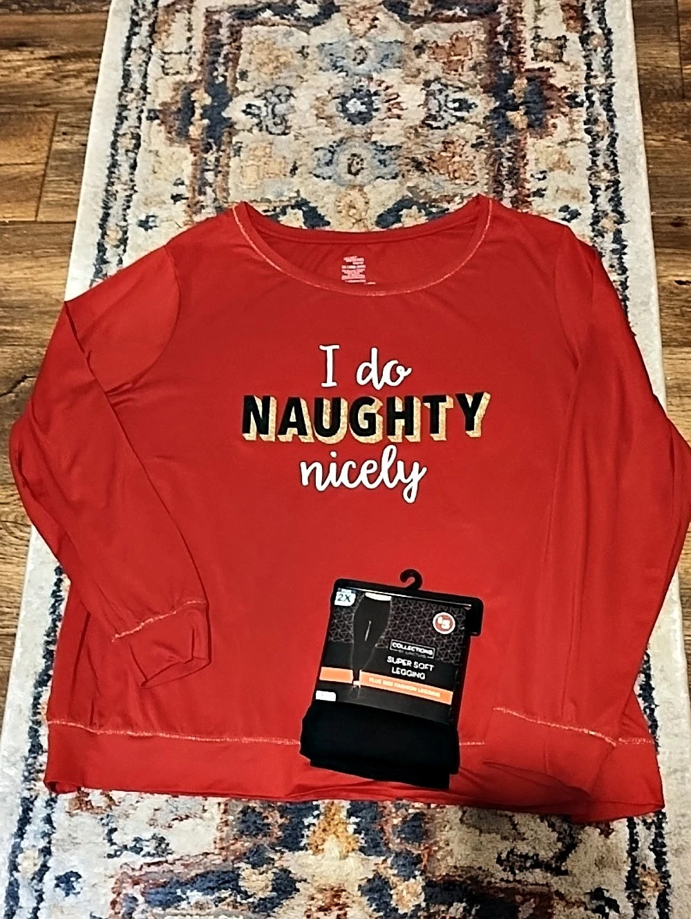 Secret Treasures I do naughty nicely Red Long Sleeve Top Size 2X With Leggings